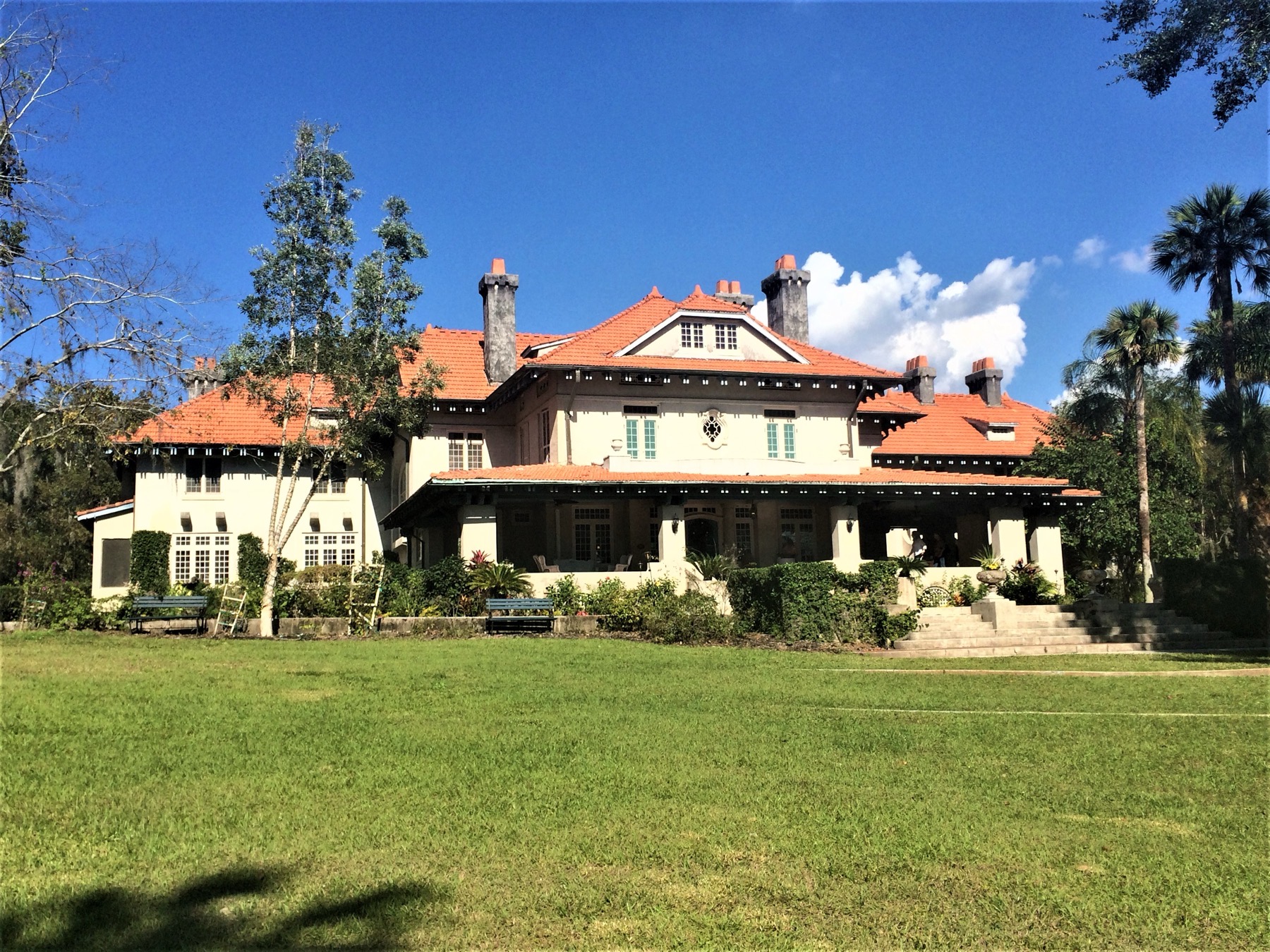 Exterior and grounds at Sydonie Mansion in Mount Dora, Florida